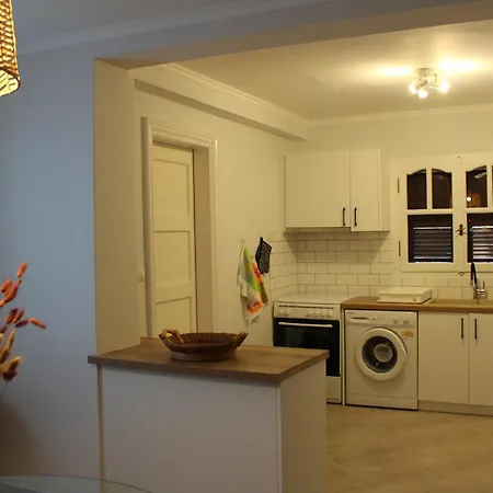 Yolanda 's House Apartment *